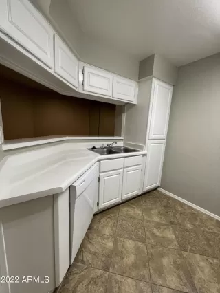 Photo #6: 6396920 Listing 