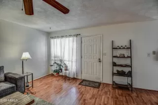 Photo #6: 6397217 Listing