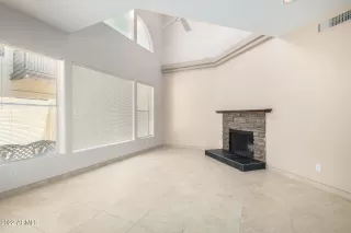 Photo #4: 6397327 Listing