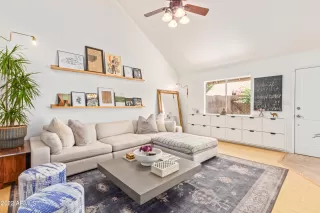 Photo #2: 6397460 Listing