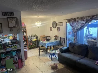 Photo #3: 6397513 Listing