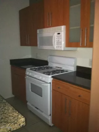 Photo #5: 6397590 Listing