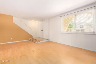 Photo #3: 6397705 Listing 