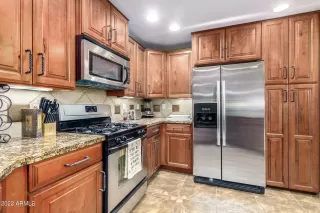 Photo #6: 6397838 Listing