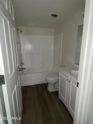 Photo #3: 6397921 Listing