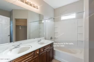 Photo #5: 6397922 Listing 