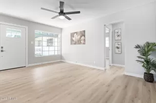 Photo #4: 6397966 Listing 