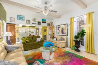 Photo #3: 6397988 Listing