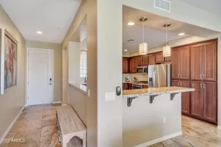 Photo #4: 6398138 Listing