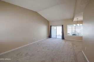 Photo #5: 6398162 Listing