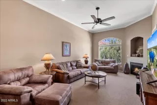 Photo #2: 6398227 Listing 