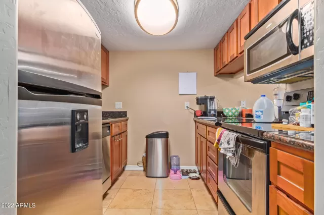 MLS: 6398233 Condo For Sale