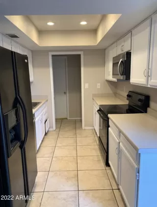 Photo #4: 6398378 Listing