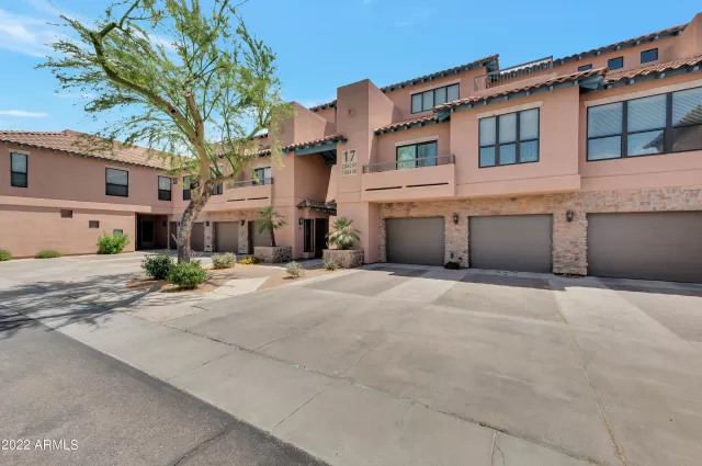 MLS: 6398532 Condo For Sale