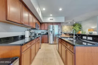 Photo #3: 6398532 Listing