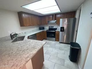 Photo #4: 6398553 Listing