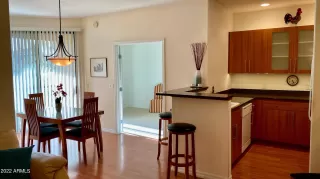 Photo #3: 6398799 Listing