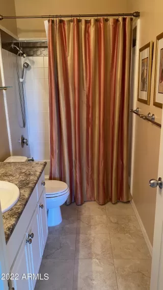 Photo #5: 6398799 Listing