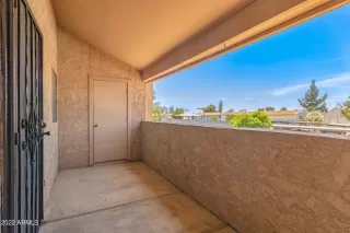 Photo #3: 6398886 Listing