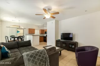 Photo #4: 6398922 Listing