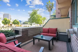 Photo #2: 6398957 Listing