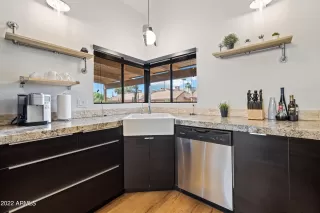 Photo #1: 6399002 Listing 