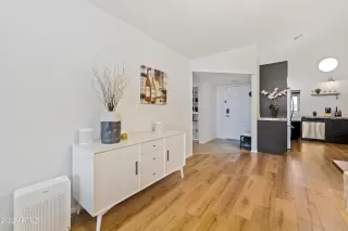 Photo #2: 6399002 Listing 