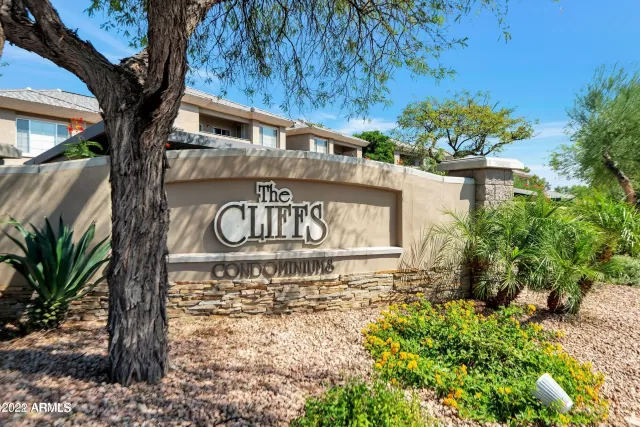 MLS: 6399083 Condo For Sale