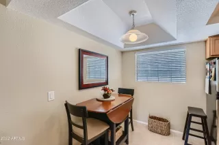 Photo #5: 6399083 Listing 