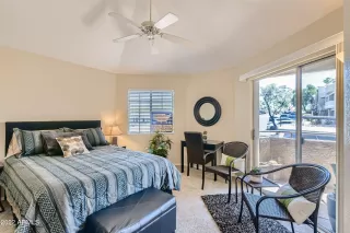 Photo #6: 6399083 Listing 