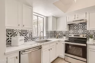 Photo #1: 6399219 Listing 