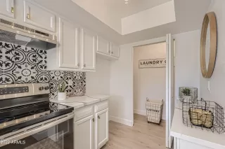Photo #2: 6399219 Listing 