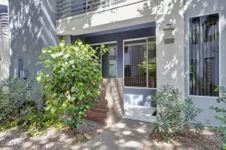 Photo #4: 6399288 Listing