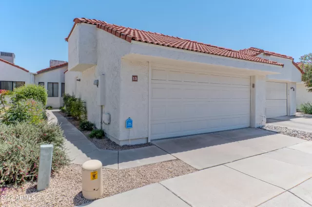 MLS: 6399320 Condo For Sale