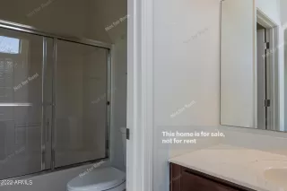 Photo #5: 6399331 Listing