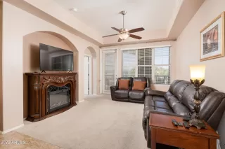 Photo #2: 6399335 Listing