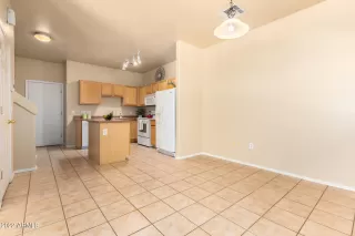 Photo #5: 6399355 Listing 