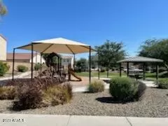 Photo #5: 6399407 Listing 