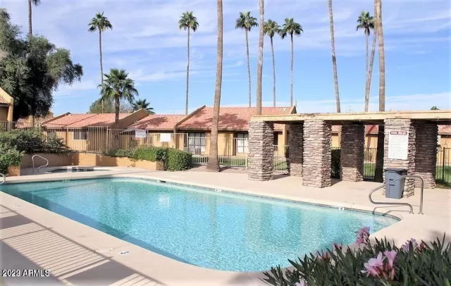 MLS: 6399655 Condo For Sale