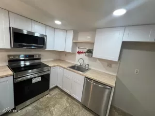 Photo #3: 6399655 Listing