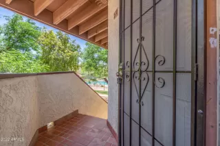 Photo #2: 6399684 Listing