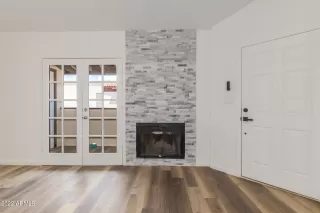 Photo #5: 6399684 Listing