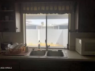 Photo #4: 6399748 Listing