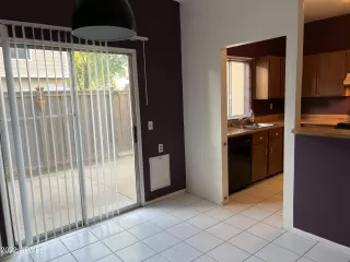 Photo #6: 6399788 Listing