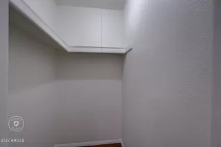 Photo #5: 6399927 Listing 