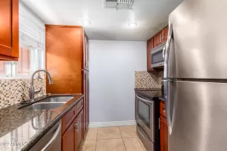 Photo #6: 6400084 Listing 