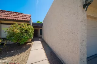 Photo #2: 6400157 Listing