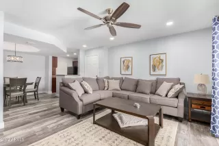 Photo #4: 6400200 Listing 