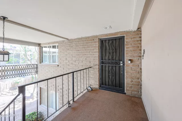 MLS: 6400217 Condo For Sale