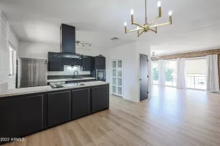 Photo #4: 6400217 Listing 